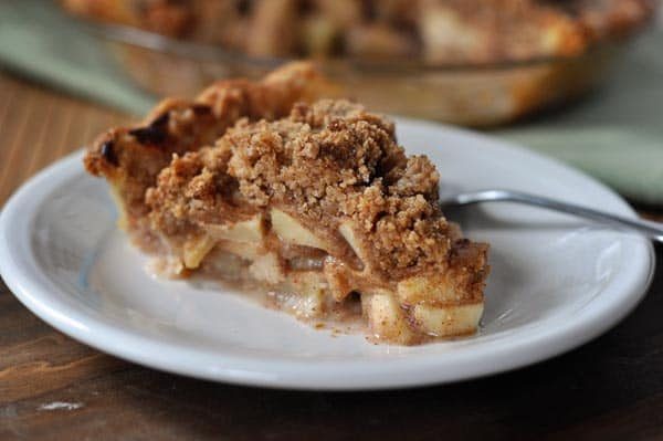 Apple Crumb Pie