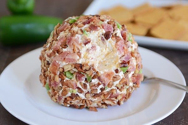 Bacon Jalapeno Popper Cheeseball