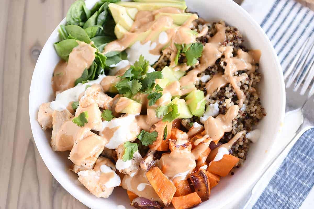 Mel's Buddha Bowls {With Super Tasty Peanut Sauce}