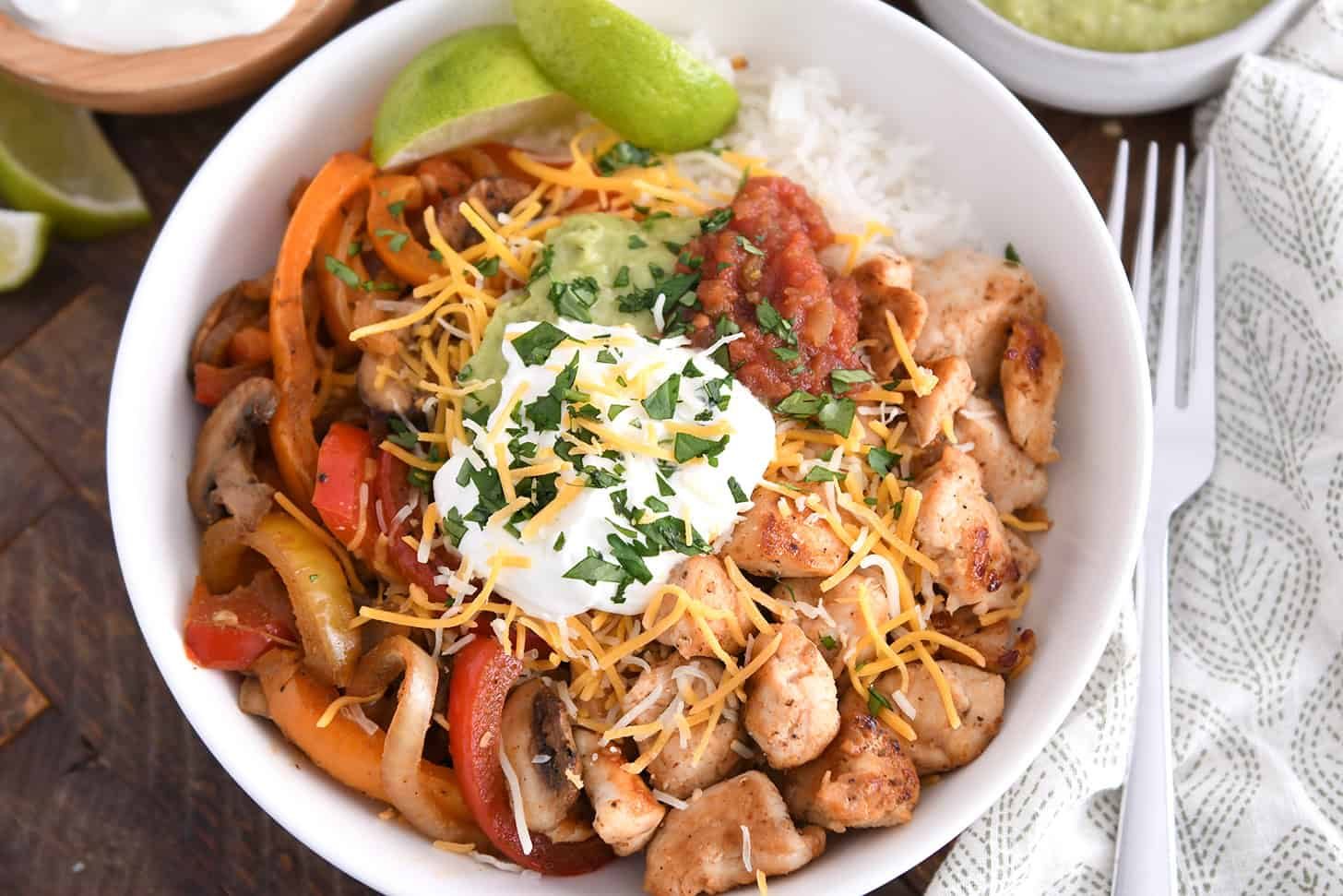 Chicken and Veggie Fajita Bowls