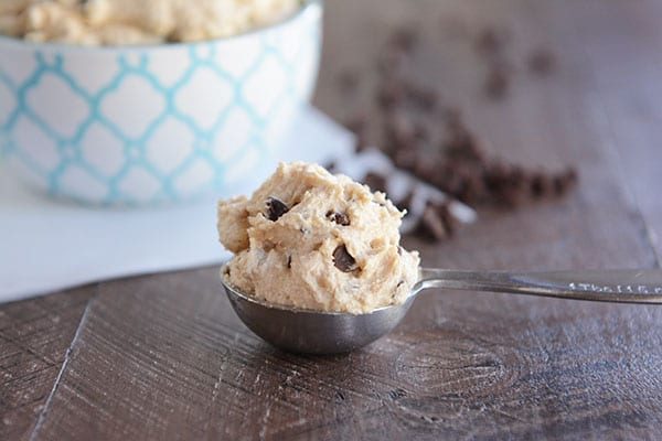 Chocolate Chip Cookie Dough Frosting
