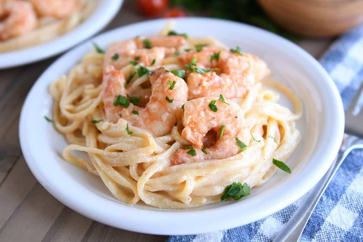 Creamy Garlic Shrimp Pasta