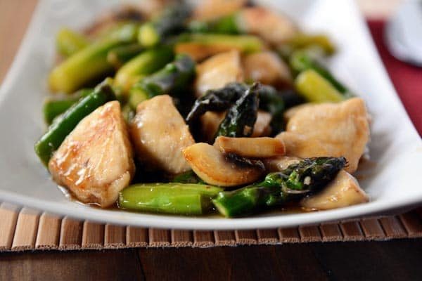 Ginger Chicken and Asparagus Stir-Fry