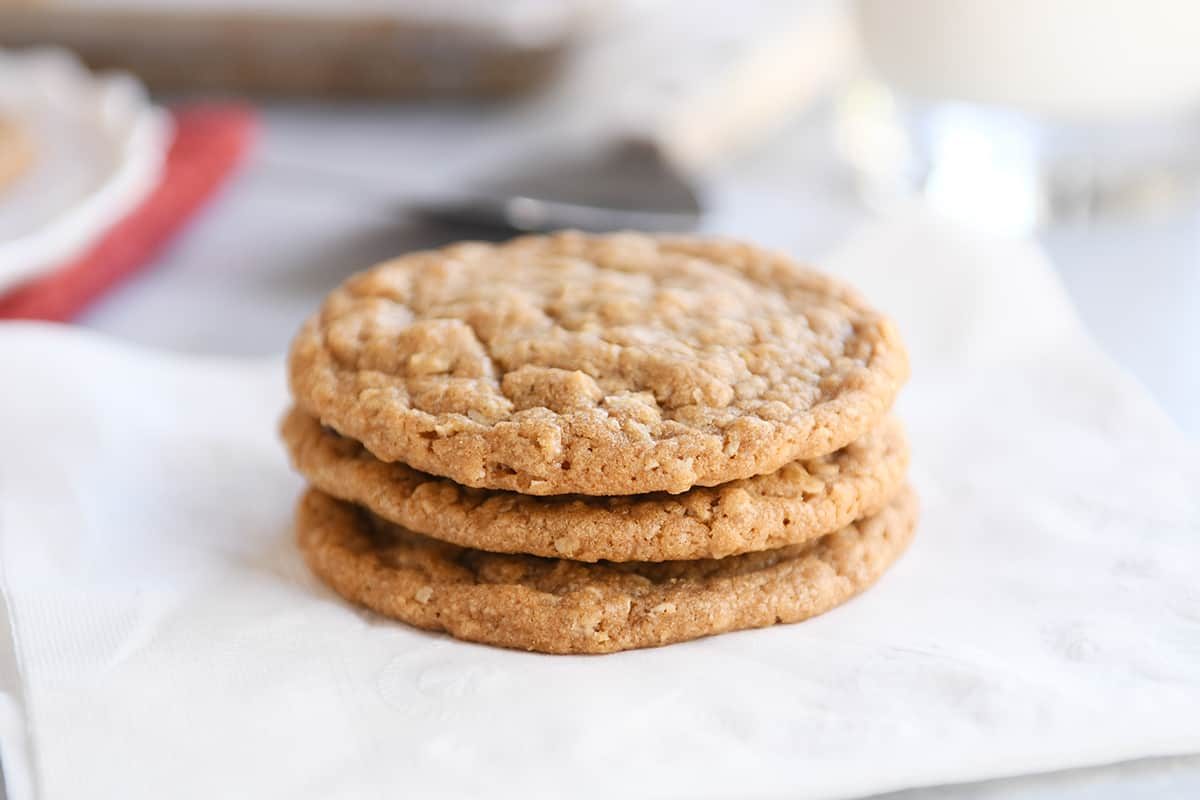 Gingerbread Cookie Butter Oatmeal Cookies