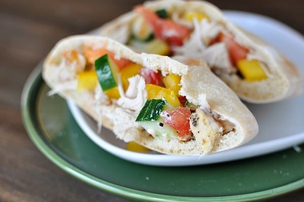 Greek Chicken Pita Pockets {Slow Cooker}