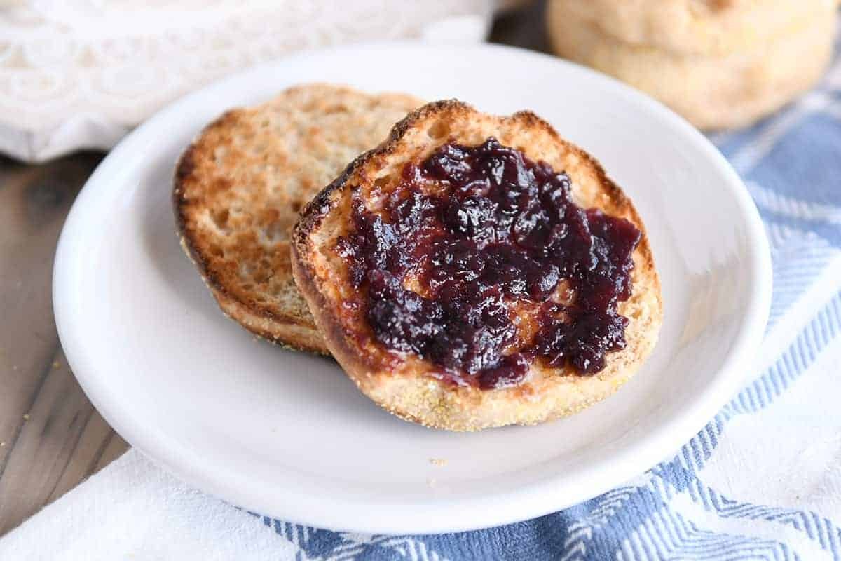Easy Homemade English Muffins