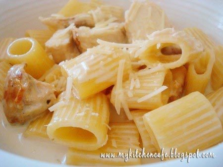 Lemon Cream Pasta with Chicken