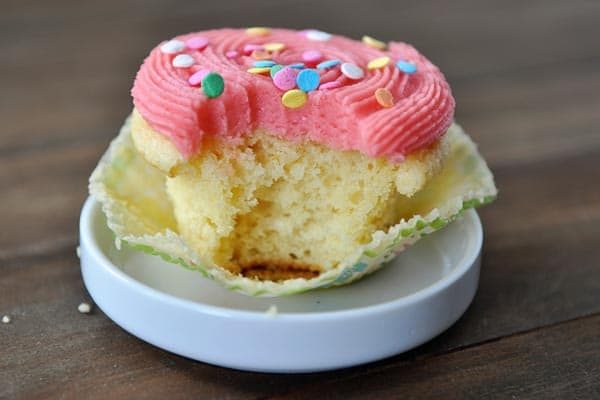 Light and Fluffy Yellow Cupcakes