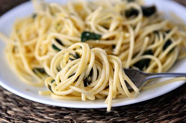 Light Lemon Spaghetti with Spinach