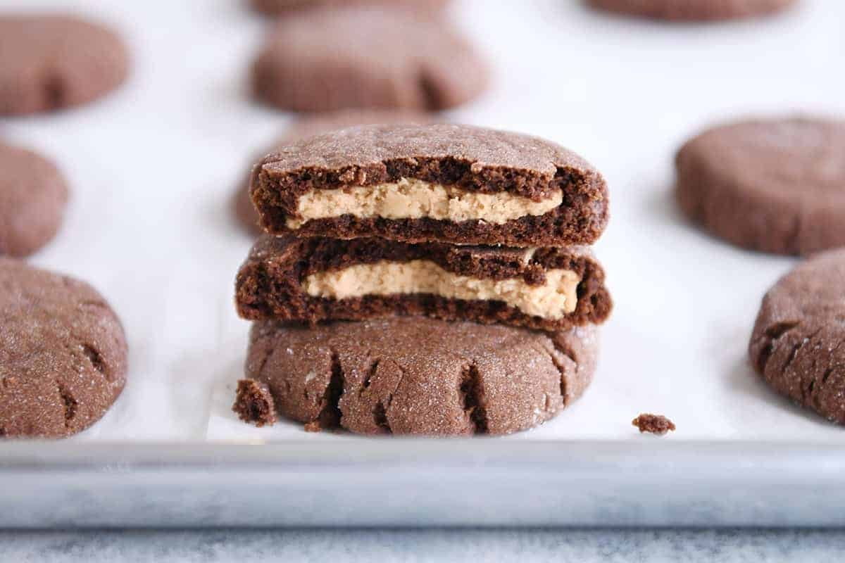 Chocolate Peanut Butter Stuffed Cookies {Magic in the Middle}