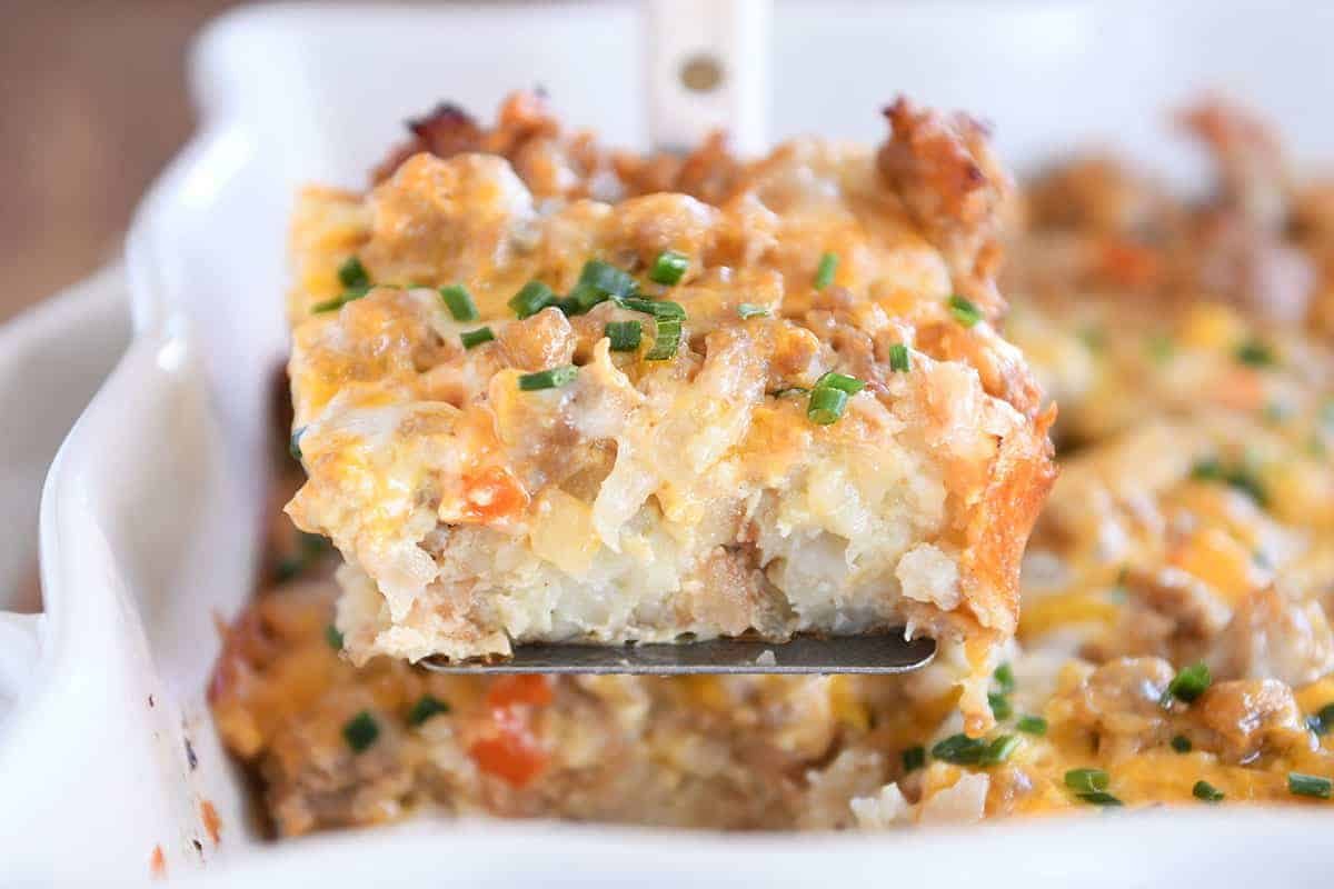Make-Ahead Overnight Tater Tot Breakfast Casserole