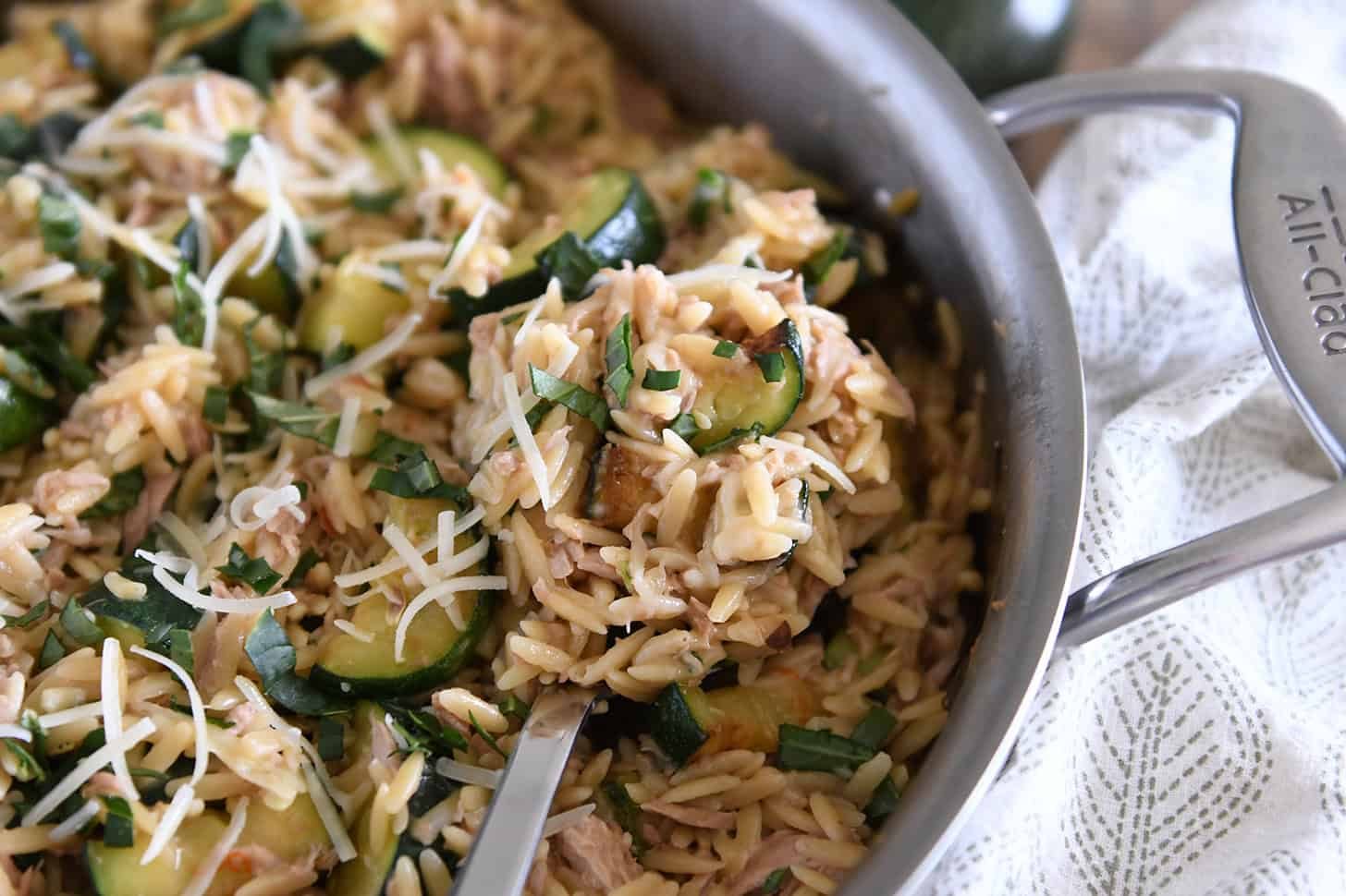 One Pan Orzo with Tuna and Zucchini