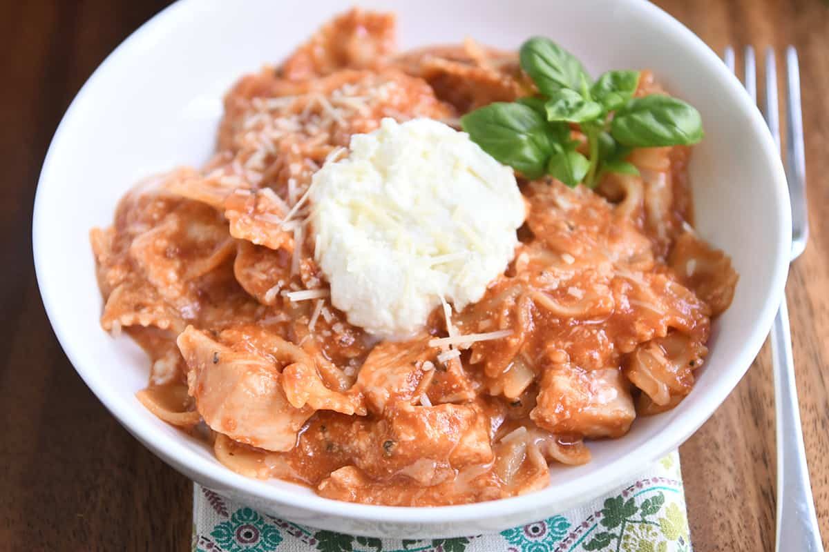 One-Pot Easy Chicken Lasagna