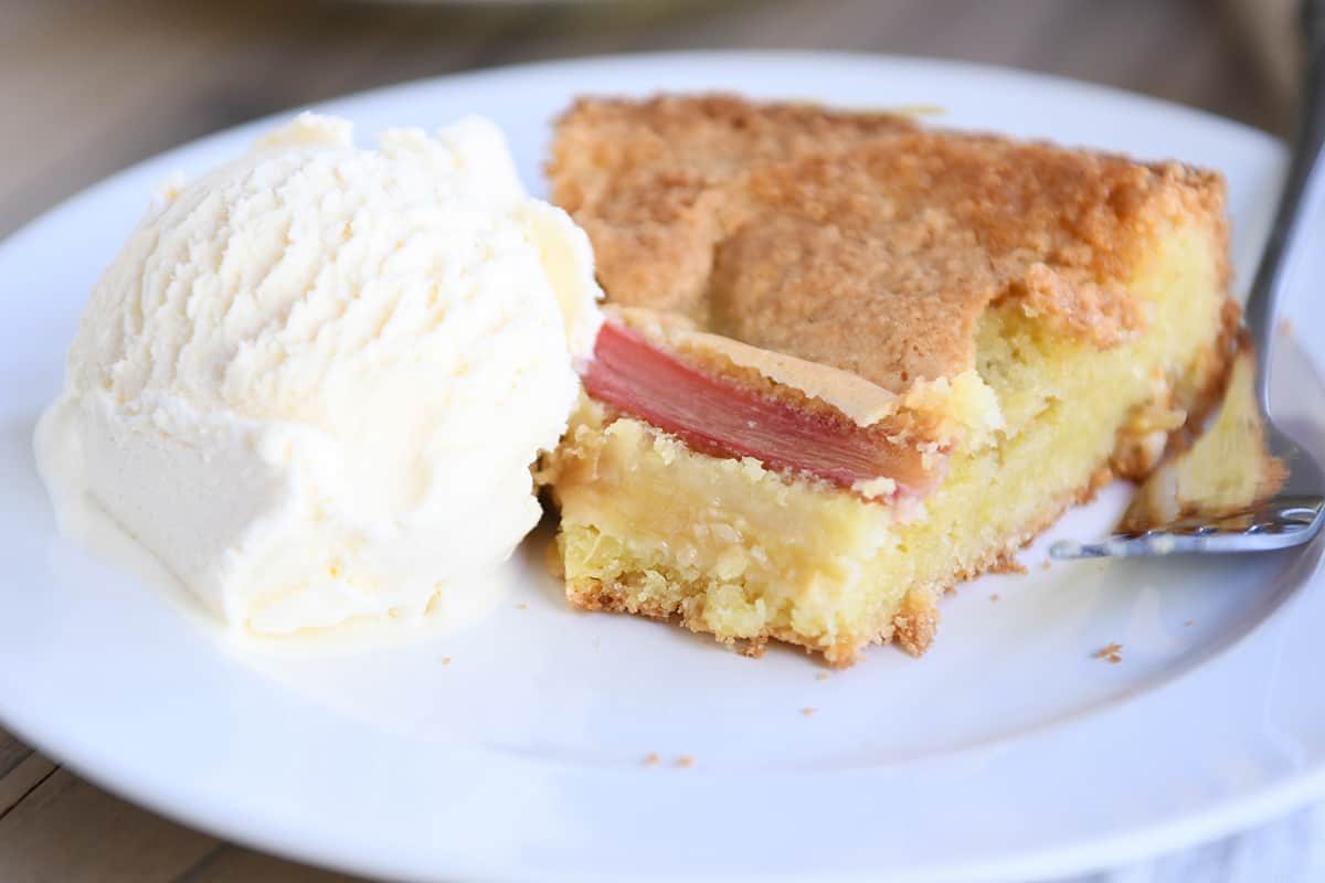 Rhubarb Custard Cake