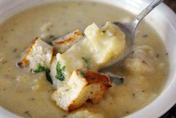 Roasted Cauliflower and White Cheddar Soup