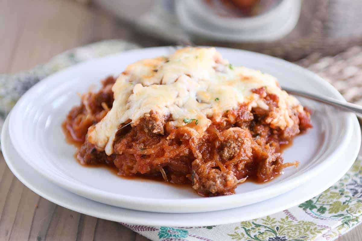 Easy Spaghetti Squash Spaghetti Bake