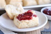Melt-In-Your-Mouth Flaky Buttermilk Biscuits