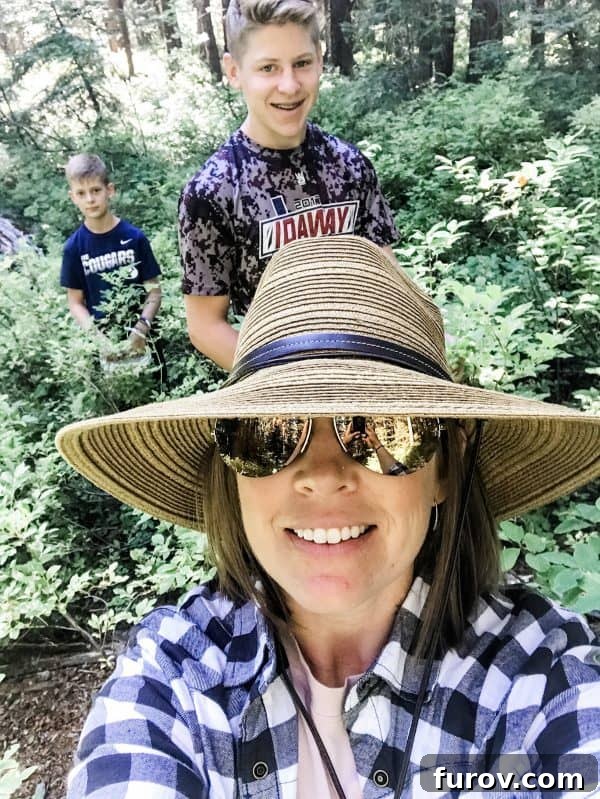 picking huckleberries in idaho