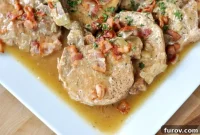 Slow Cooker Homestyle Smothered Pork Chops