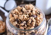 Peanut Butter Dark Chocolate Granola Clusters