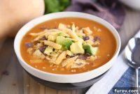 Hearty Chicken Enchilada Soup