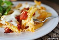 Oven-Baked Pasta with Tomato and Mozzarella