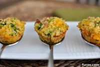 Ham, Broccoli & Cheddar Quinoa Poppers