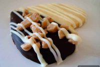 Chewy Chocolate Toffee Treasures