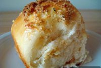 Buttery Parmesan-Crusted Cheese Rolls
