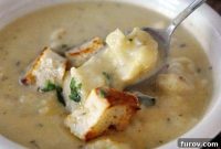 Creamy Roasted Cauliflower and White Cheddar Soup