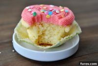 Golden Cloud Cupcakes