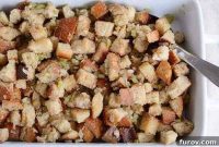 Classic Herb Thanksgiving Stuffing
