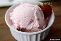 Luscious Strawberry Gelato