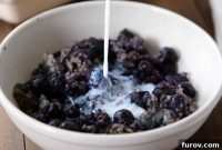 Hearty Blueberry Almond Baked Steel Cut Oats