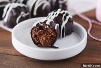 Spiced Gingerbread Chocolate Chip Cake Truffles