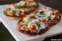 Easy 20 Minute Chicken Tikka Pizzas