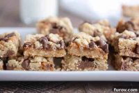 Gooey Chocolate Chip Caramel Cookie Bars