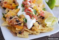 One-Pan Cheesy Fajita Nachos