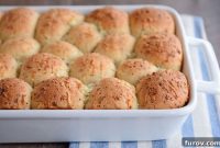 Golden Asiago Pull-Apart Loaf