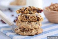 Delightfully Chewy Granola Cookies