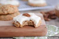 Heavenly Carrot Cake Cookies with Tangy Cream Cheese Frosting