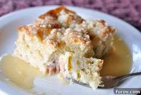 Warm Vanilla-Drizzled Rhubarb Crumble Cake
