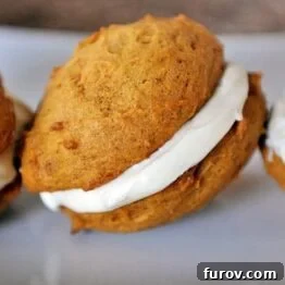 Pumpkin Spice Cream Sandwich Cookies 5 alt=""
