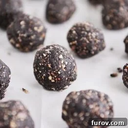 Healthy Dark Chocolate Almond Joy Bites