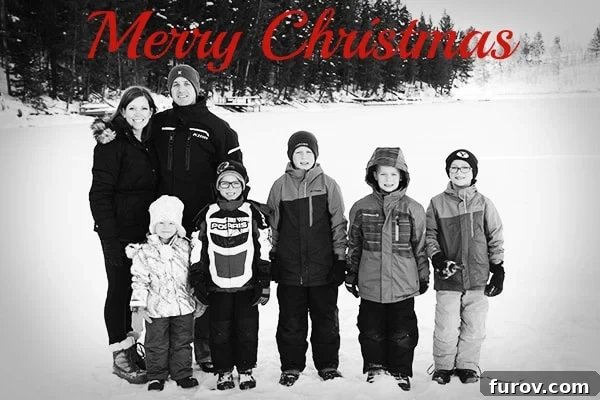 A Season of Wonder and Cheer 2 Merry Christmas and Happy Holidays: A Festive Celebration of Community and Joy